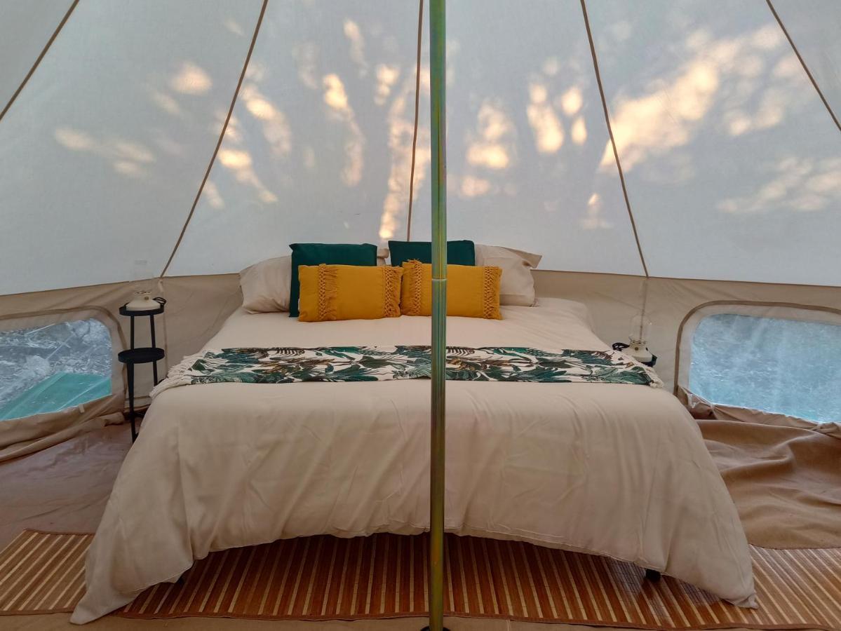 La Cera Farm Camping B&B ซานตา เตเรซา กัลลูรา ภายนอก รูปภาพ
