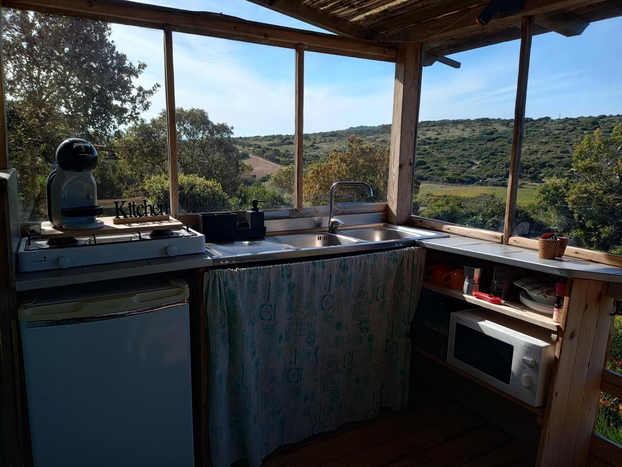 La Cera Farm Camping B&B ซานตา เตเรซา กัลลูรา ภายนอก รูปภาพ